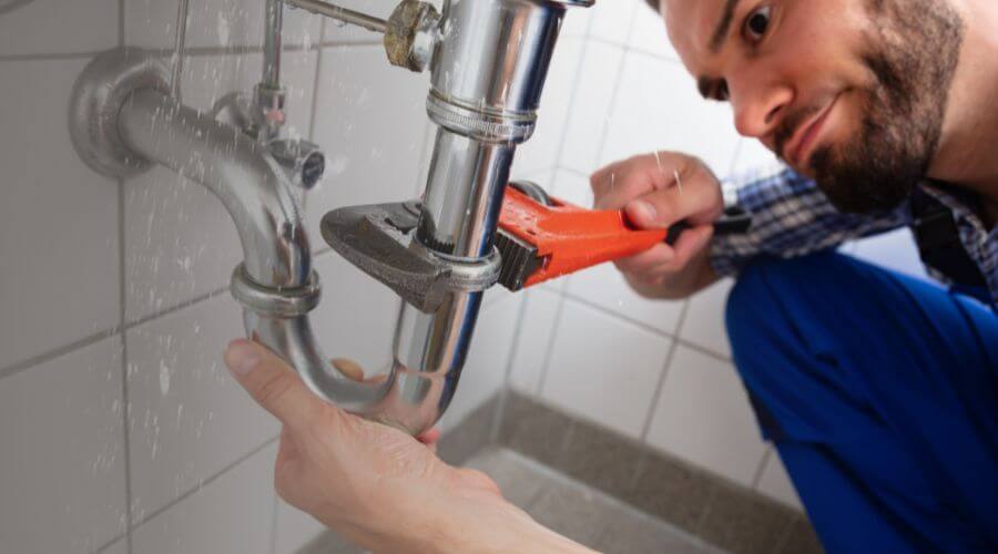 Professional emergency plumbing in Oil Trough, AR